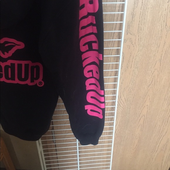 Nicked up sweatshirt - Picture 2 of 5